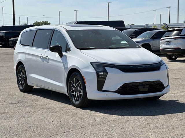 2027 Chrysler Pacifica Limited for sale near Sterling Heights, MI