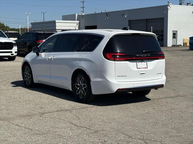 2027 Chrysler Pacifica Limited