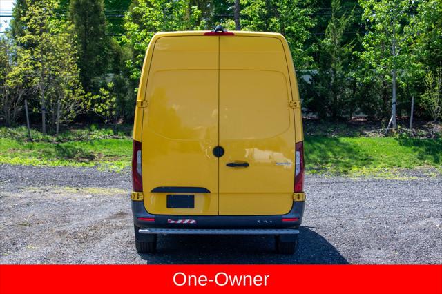 2021 Mercedes-Benz Sprinter 2500 High Roof I4