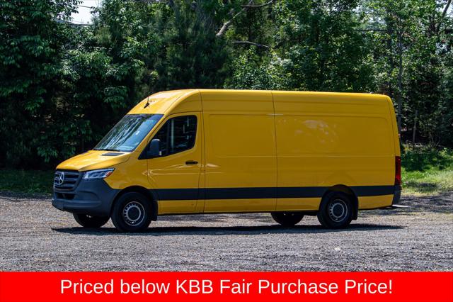 2021 Mercedes-Benz Sprinter 2500 High Roof I4