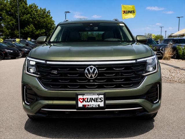 2025 Volkswagen Atlas 2.0T SEL Premium R-Line