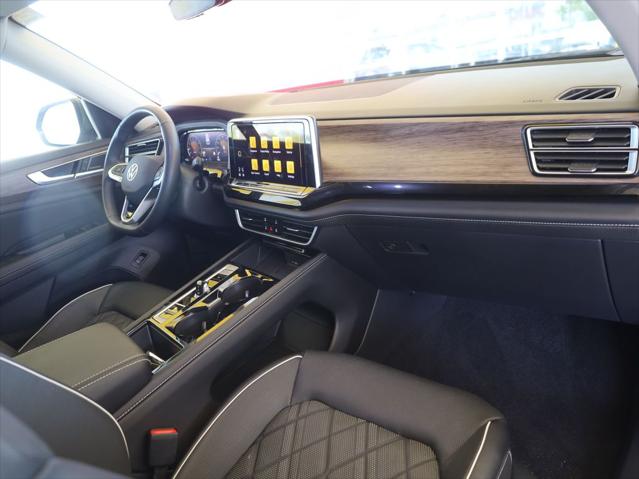 2025 Volkswagen Atlas 2.0T SEL Premium R-Line