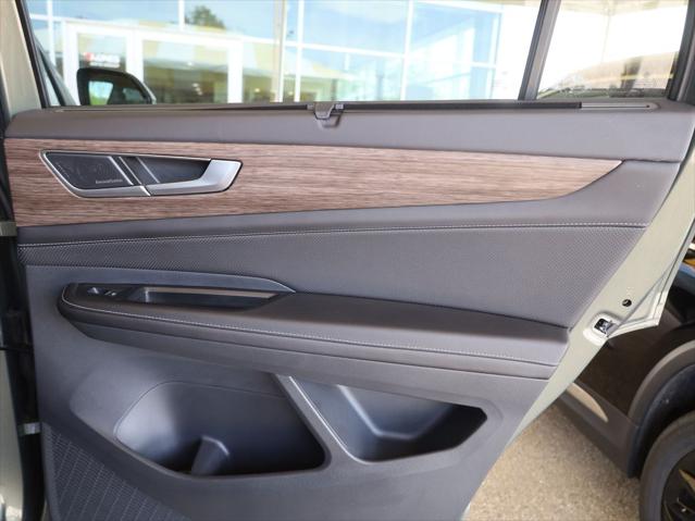 2025 Volkswagen Atlas 2.0T SEL Premium R-Line