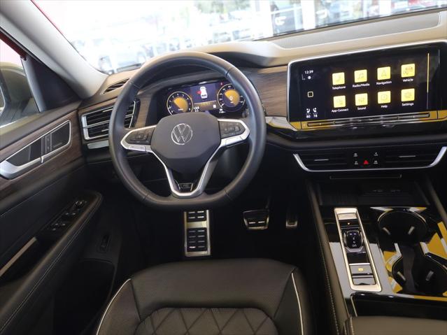2025 Volkswagen Atlas 2.0T SEL Premium R-Line