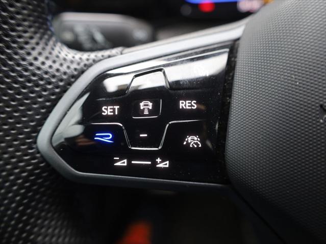 2023 Volkswagen Golf R 2.0T 20th Anniversary Edition