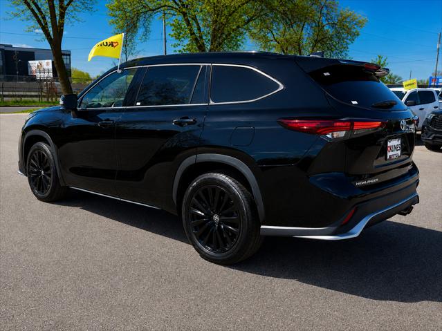2025 Toyota Highlander XSE