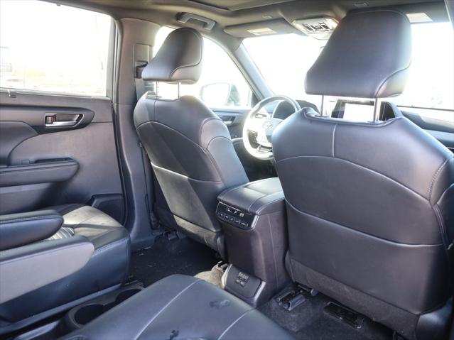 2025 Toyota Highlander XSE