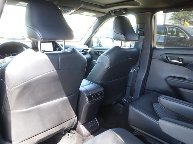 2025 Toyota Highlander XSE