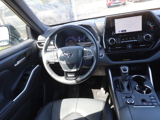 2025 Toyota Highlander XSE