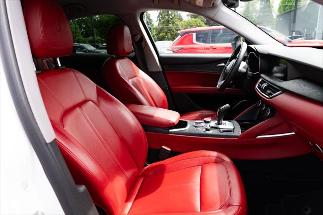 2021 Alfa Romeo Stelvio RWD