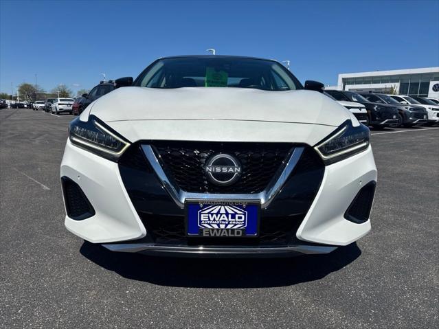 2023 Nissan Maxima SL