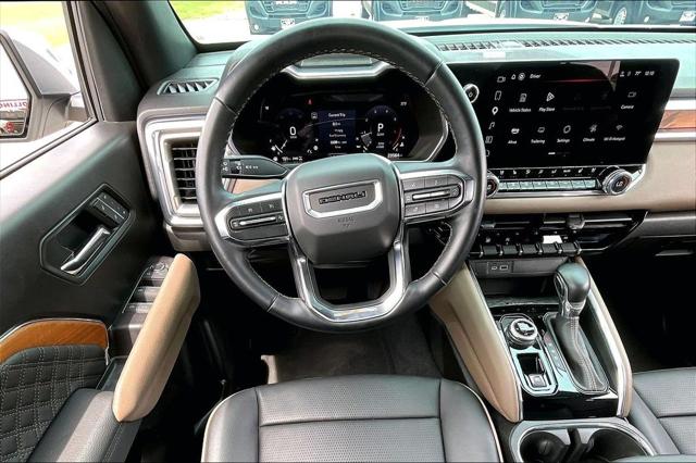 2024 GMC Canyon 4WD Denali