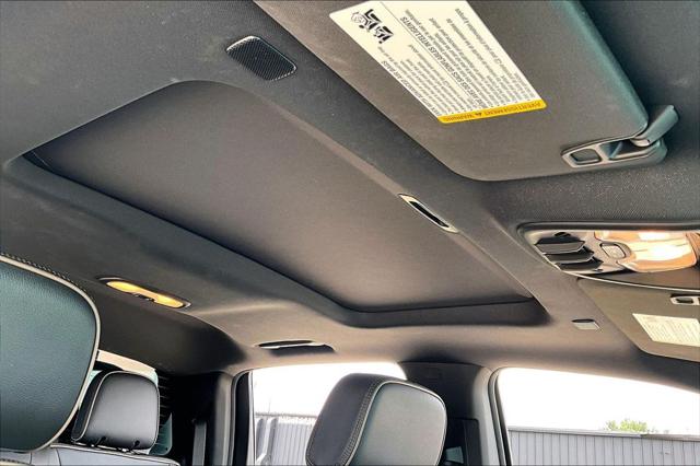 2024 GMC Canyon 4WD Denali