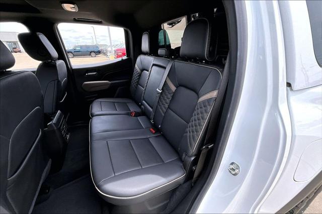 2024 GMC Canyon 4WD Denali