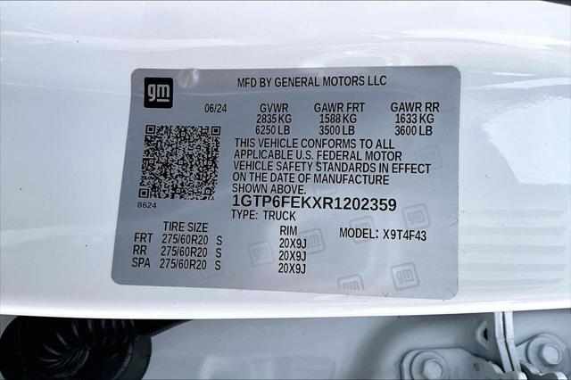 2024 GMC Canyon 4WD Denali