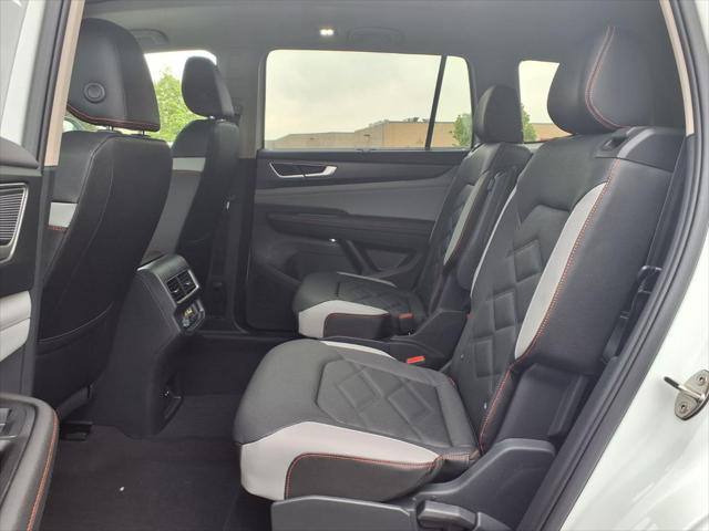 2026 Volkswagen Atlas Peak Edition