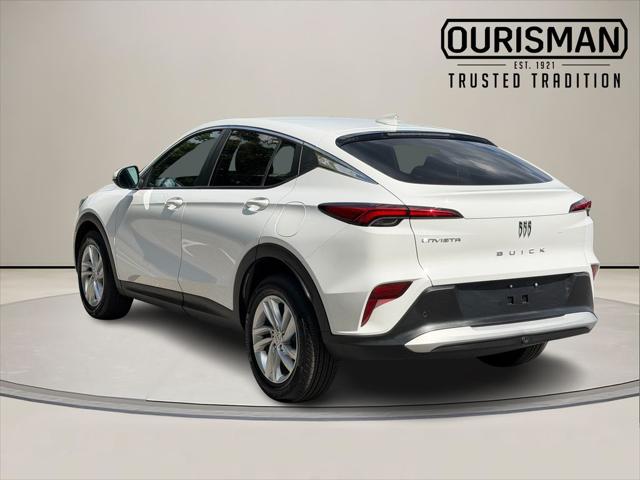 2025 Buick NV Preferred FWD