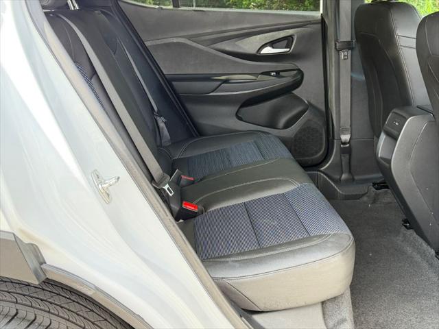 2025 Buick NV Preferred FWD