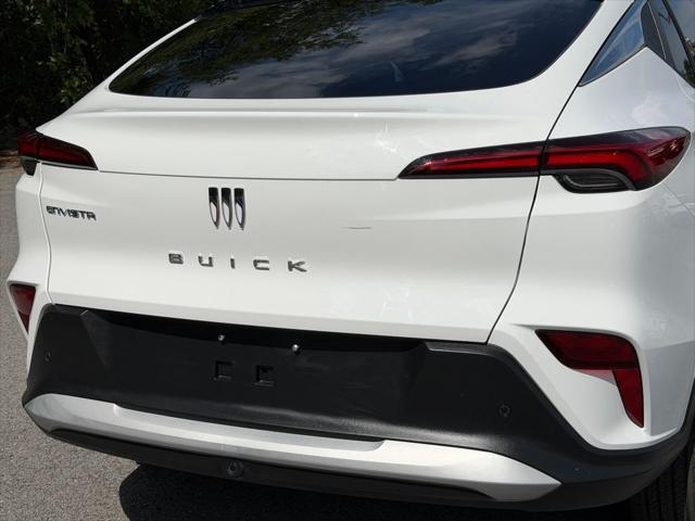 2025 Buick NV Preferred FWD