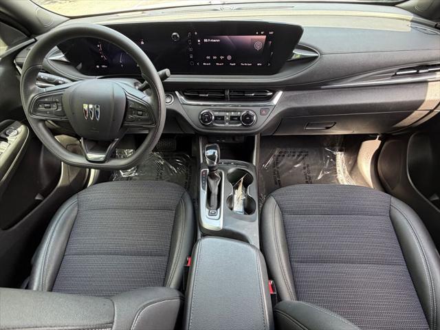 2025 Buick NV Preferred FWD