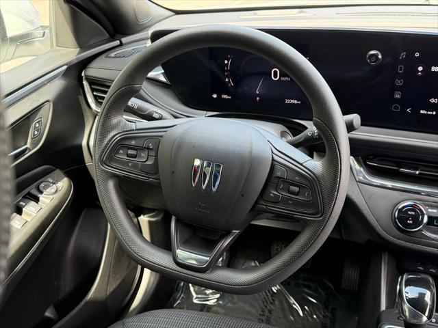 2025 Buick NV Preferred FWD