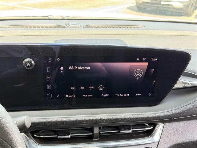 2025 Buick NV Preferred FWD