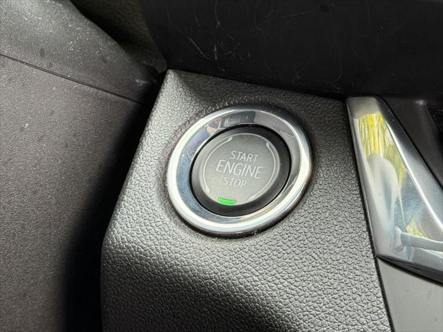 2025 Buick NV Preferred FWD