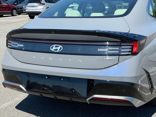 2025 Hyundai Sonata Hybrid SEL