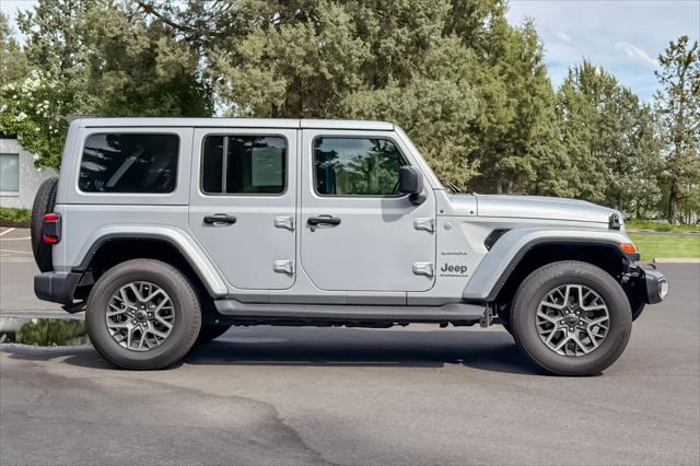 2024 Jeep Wrangler 4-Door Sahara 4x4