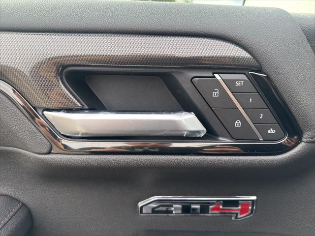 2026 GMC Sierra 1500 Crew Cab, Short Bed, AT4, 4WD