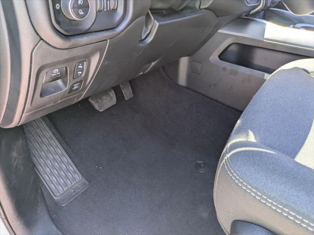 2025 Ram 1500 Big Horn Crew Cab 4x4 5'7" Box