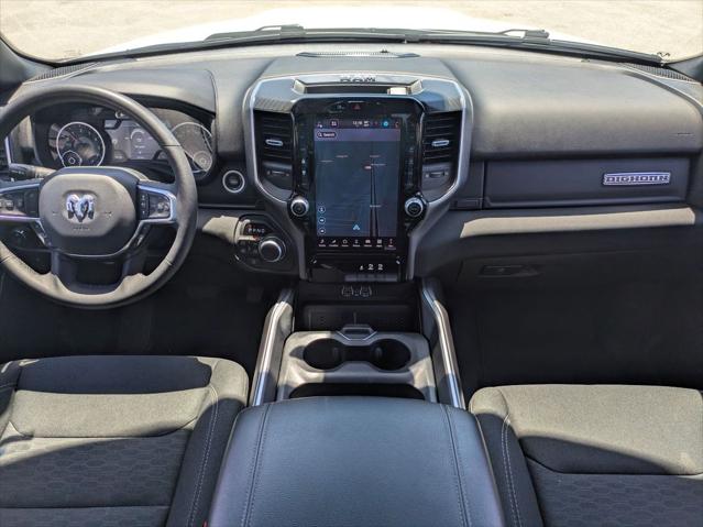 2025 Ram 1500 Big Horn Crew Cab 4x4 5'7" Box