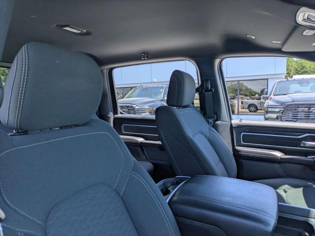 2025 Ram 1500 Big Horn Crew Cab 4x4 5'7" Box