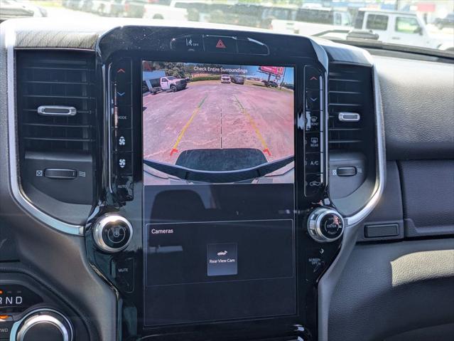 2025 Ram 1500 Big Horn Crew Cab 4x4 5'7" Box