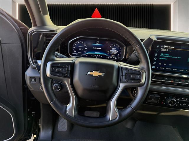 2025 Chevrolet Silverado 1500 4WD Crew Cab Standard Bed LT