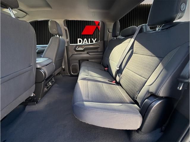2025 Chevrolet Silverado 1500 4WD Crew Cab Standard Bed LT