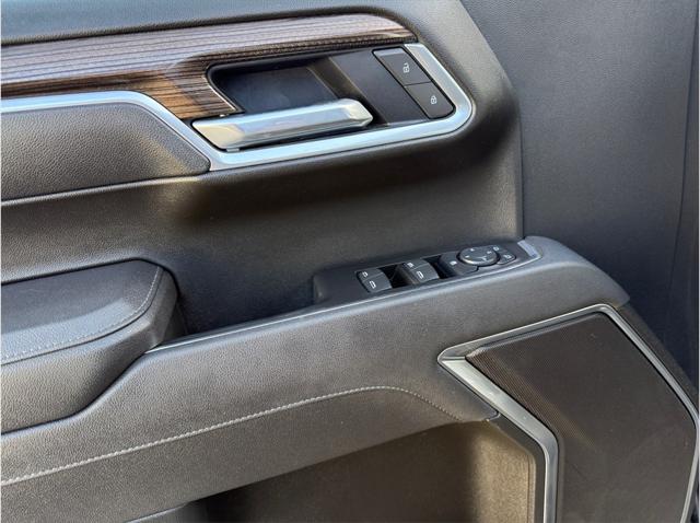 2025 Chevrolet Silverado 1500 4WD Crew Cab Standard Bed LT