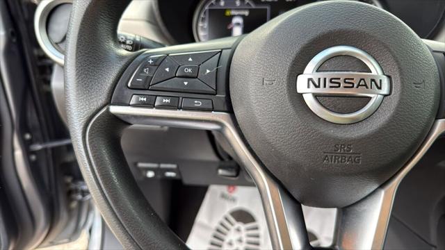 2021 Nissan Versa SV Xtronic CVT