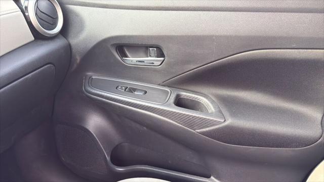 2021 Nissan Versa SV Xtronic CVT
