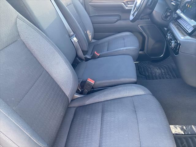 2023 Chevrolet Silverado 1500 2WD Crew Cab Short Bed LT