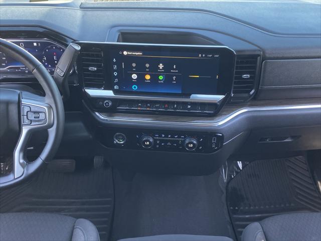 2023 Chevrolet Silverado 1500 2WD Crew Cab Short Bed LT