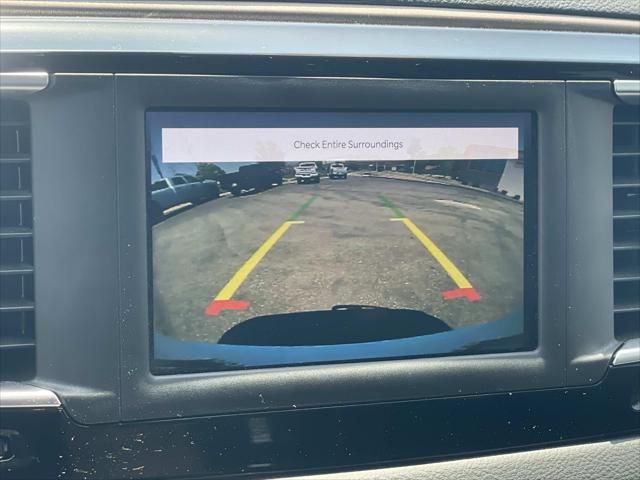2022 Chrysler Voyager LX