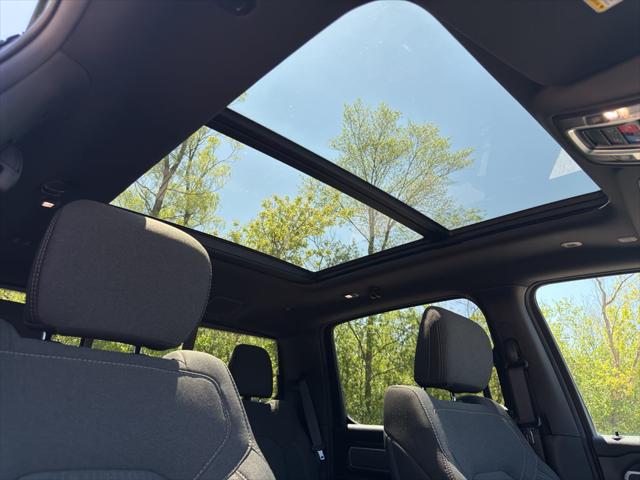2023 Ram 1500 Big Horn Crew Cab 4x4 5'7" Box