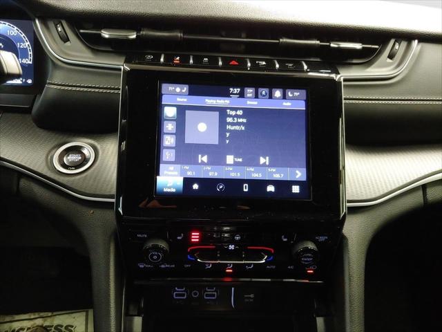 2024 Jeep Grand Cherokee L Altitude 4x4