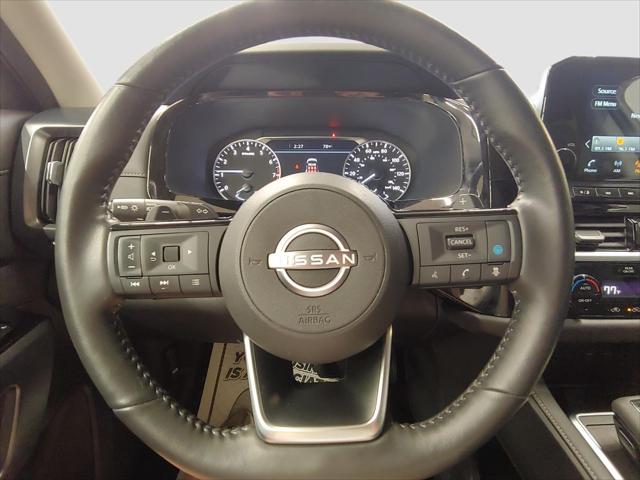 2025 Nissan Pathfinder SL 4WD