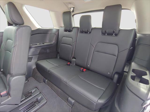2025 Nissan Pathfinder SL 4WD