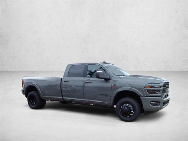 2026 RAM Ram 3500 RAM 3500 LIMITED CREW CAB 4X4 8 BOX