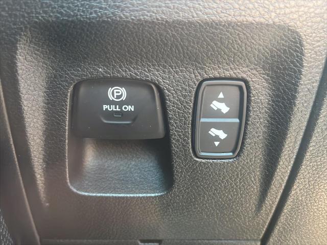 2022 Ram 1500 Big Horn Crew Cab 4x4 5'7" Box