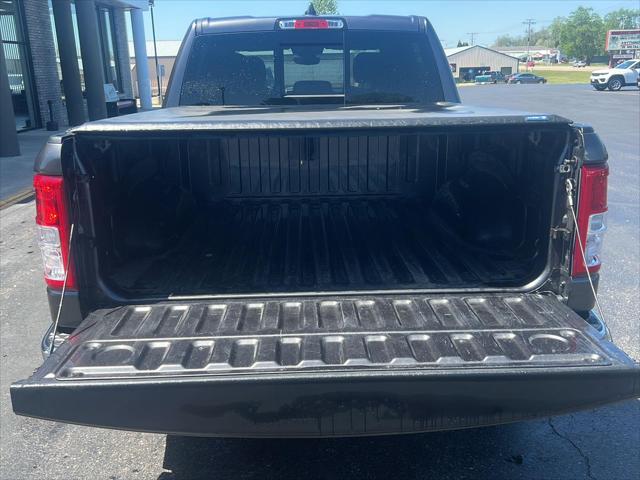 2022 Ram 1500 Big Horn Crew Cab 4x4 5'7" Box