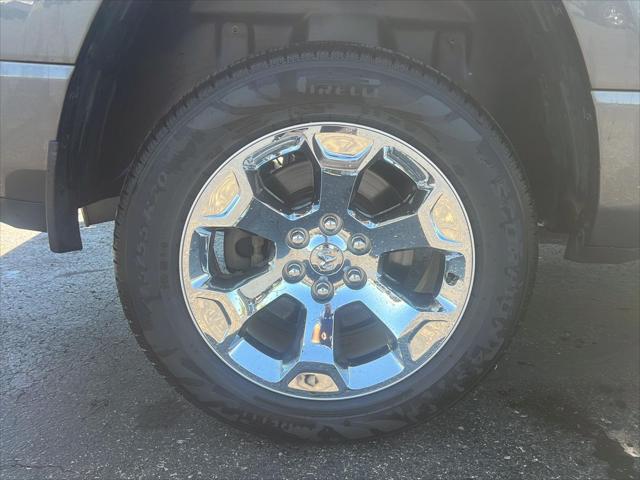2022 Ram 1500 Big Horn Crew Cab 4x4 5'7" Box